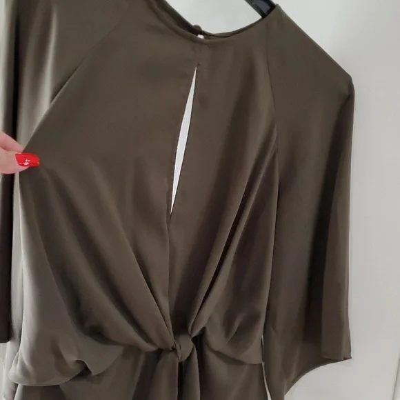 Topshop 8 olive blouse peek-a-boo bust and back bell sleeves zip button closure - Picture 6 of 8